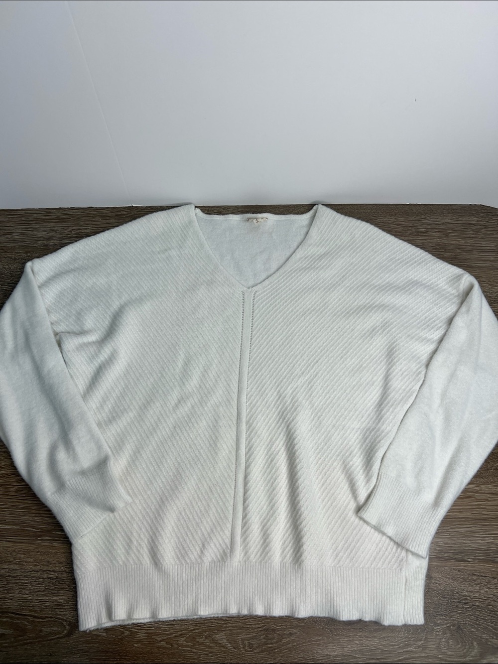 Hem & Thread Ivory Ribbed Dolman Sweater Women’s Large Cozy Soft Knit Top